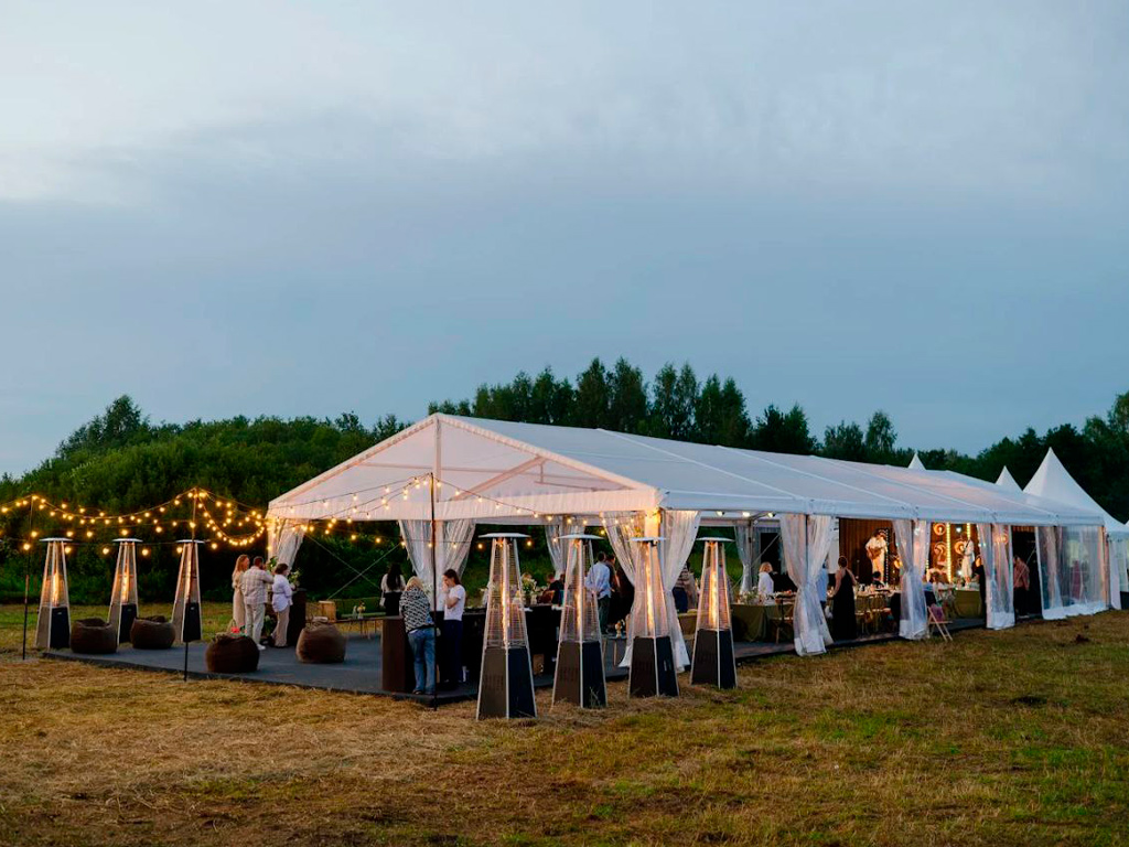 Шатёр для вечеринки под открытым небом