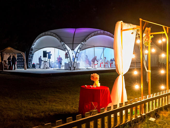 Арочный шатёр